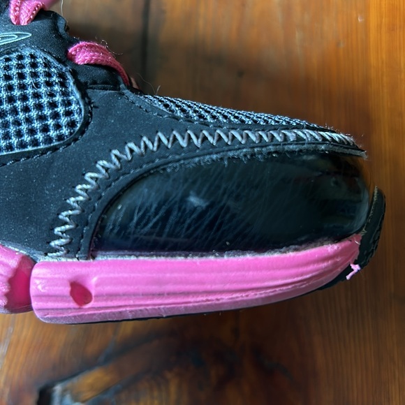 Skechers Sport Tennis Shoes - Picture 11 of 14